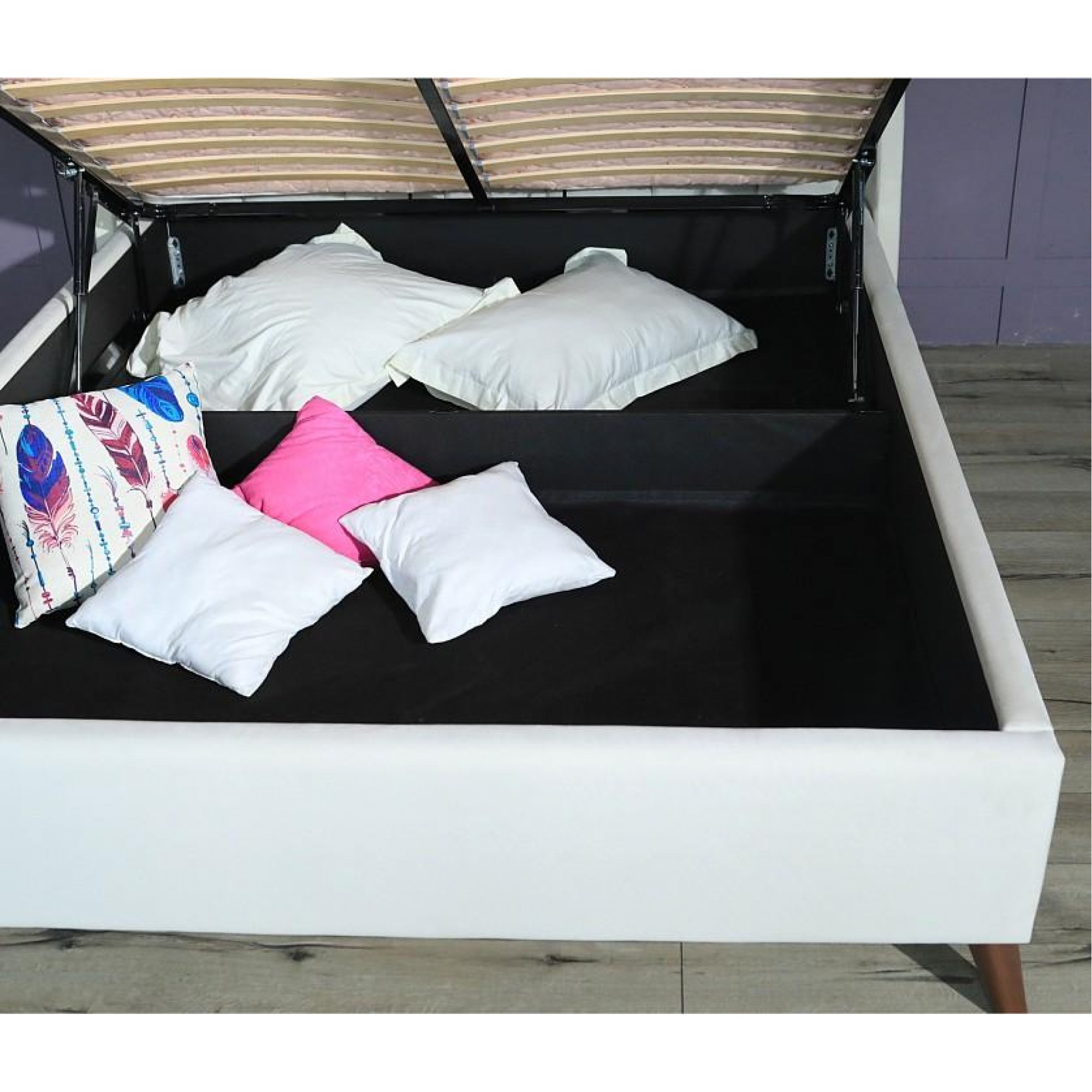 Кровать двуспальная Betsi с матрасом PROMO 2000x1600 NMB_TE-00002992