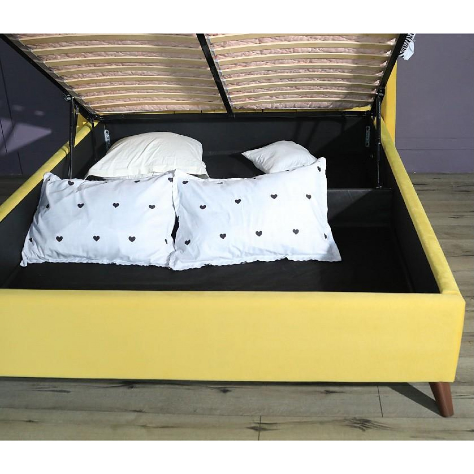 Кровать двуспальная Betsi с матрасом PROMO 2000x1600 NMB_TE-00002990