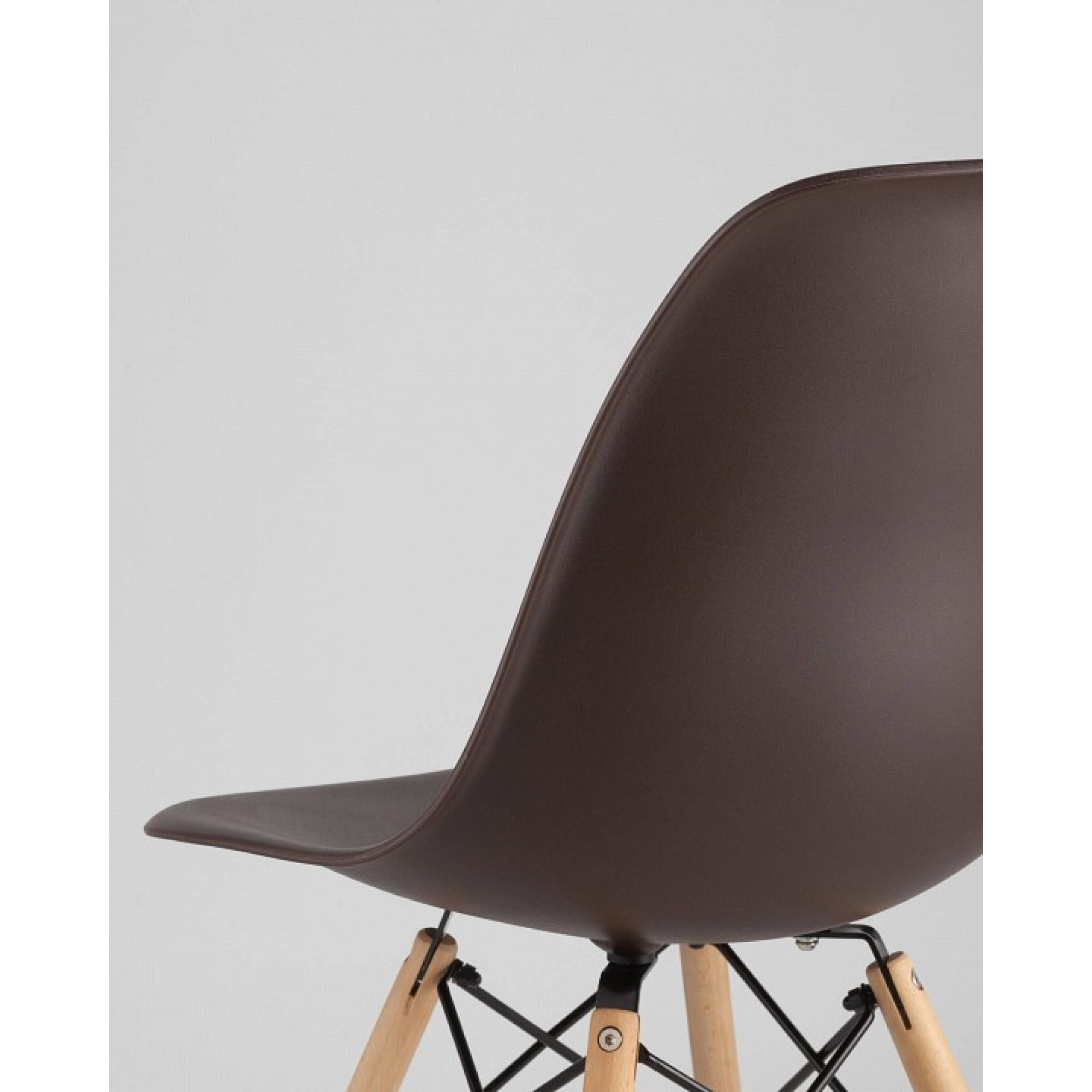 Стул Eames    SGR_8056PP-BROWN-66009