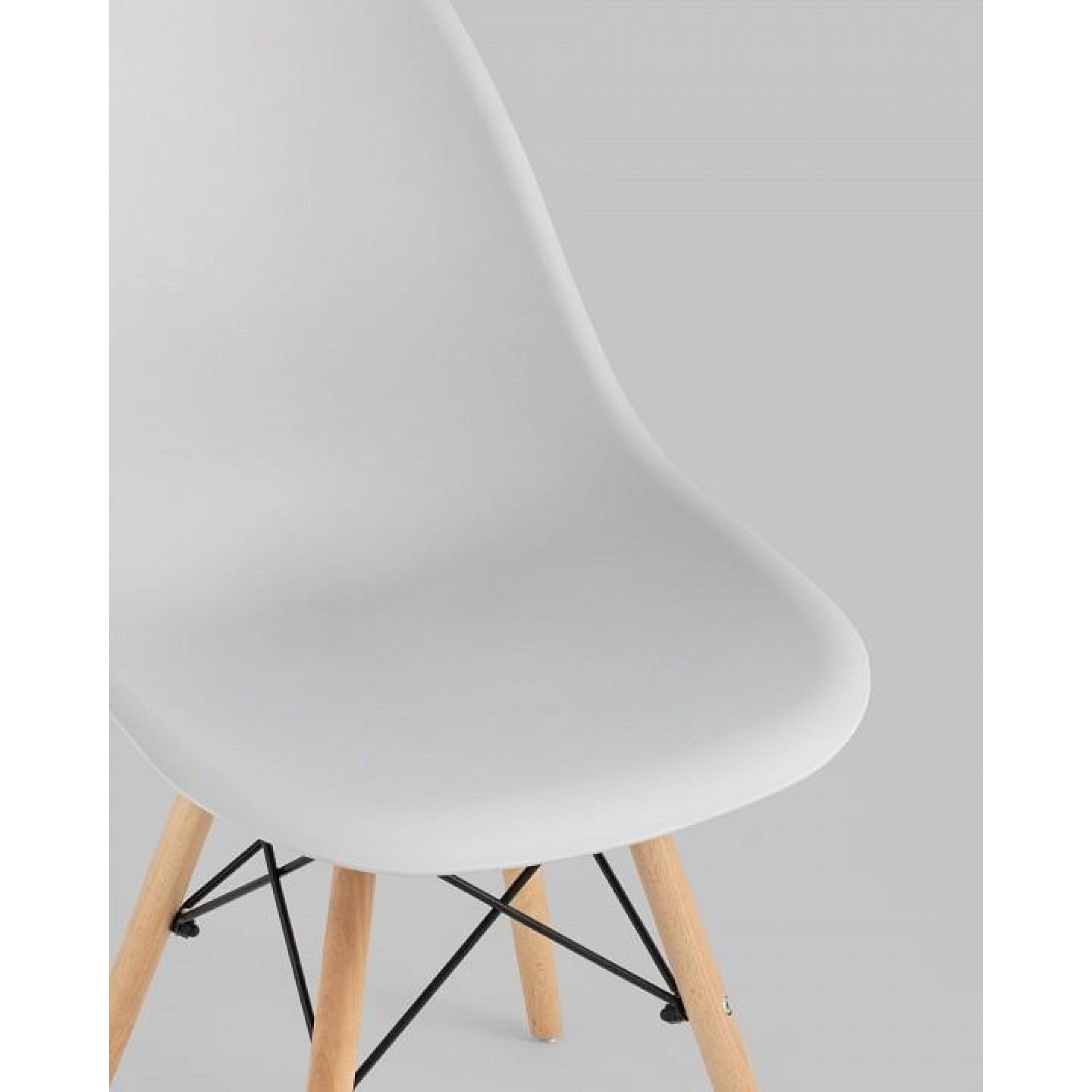 Набор из 4 стульев Eames    SGR_Y801-light-grey-X4