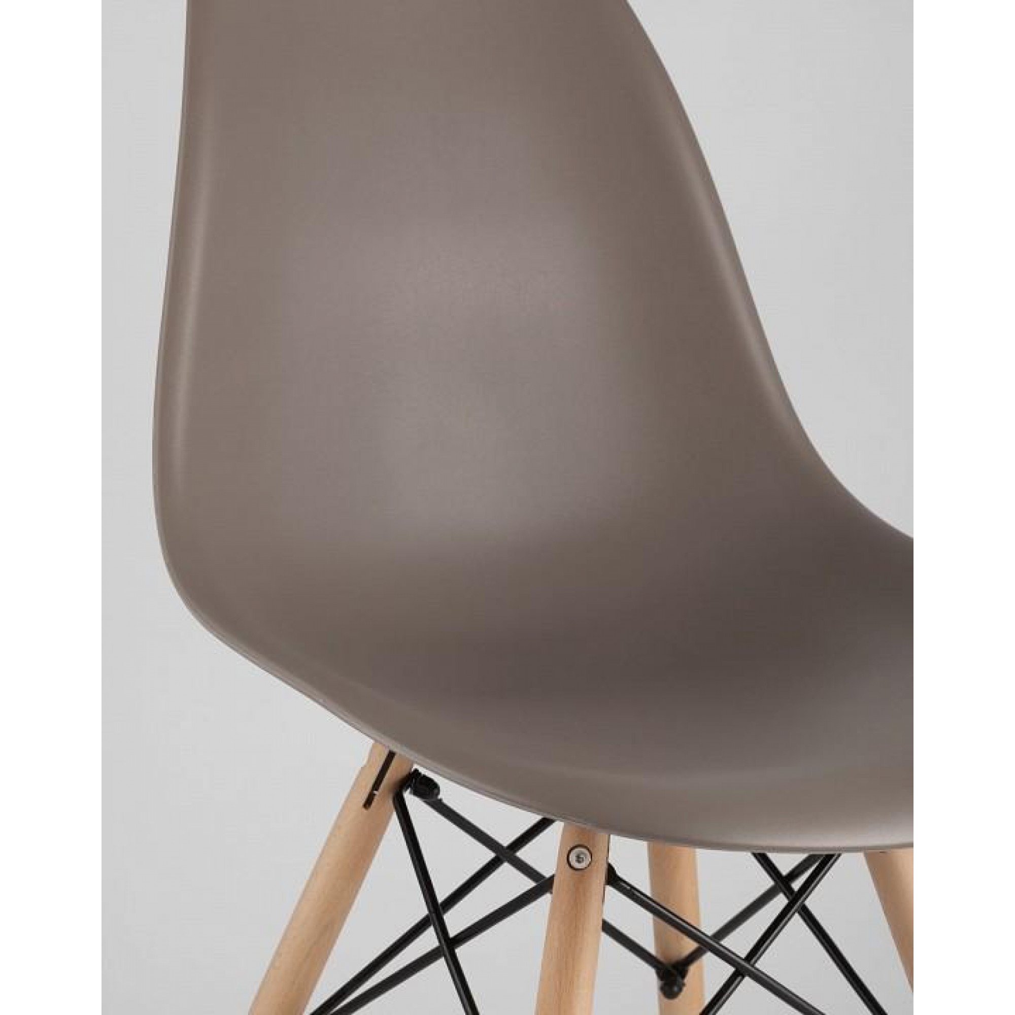 Набор из 4 стульев Eames    SGR_8056PP-WARM-GREY-X4